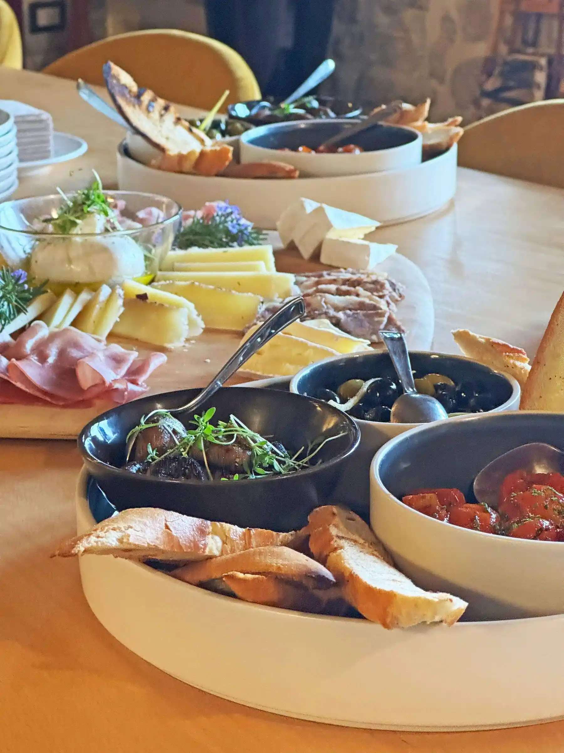 Organic farm-to-table food at Il Vigno agriturismo, Tuscany